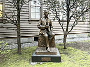 滝廉太郎像 滝廉太郎像